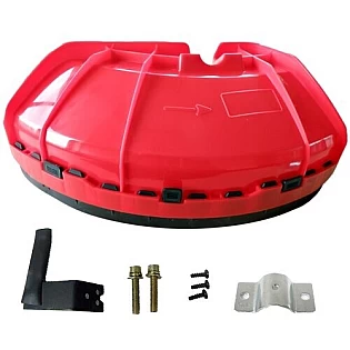 Protection with metal fastening