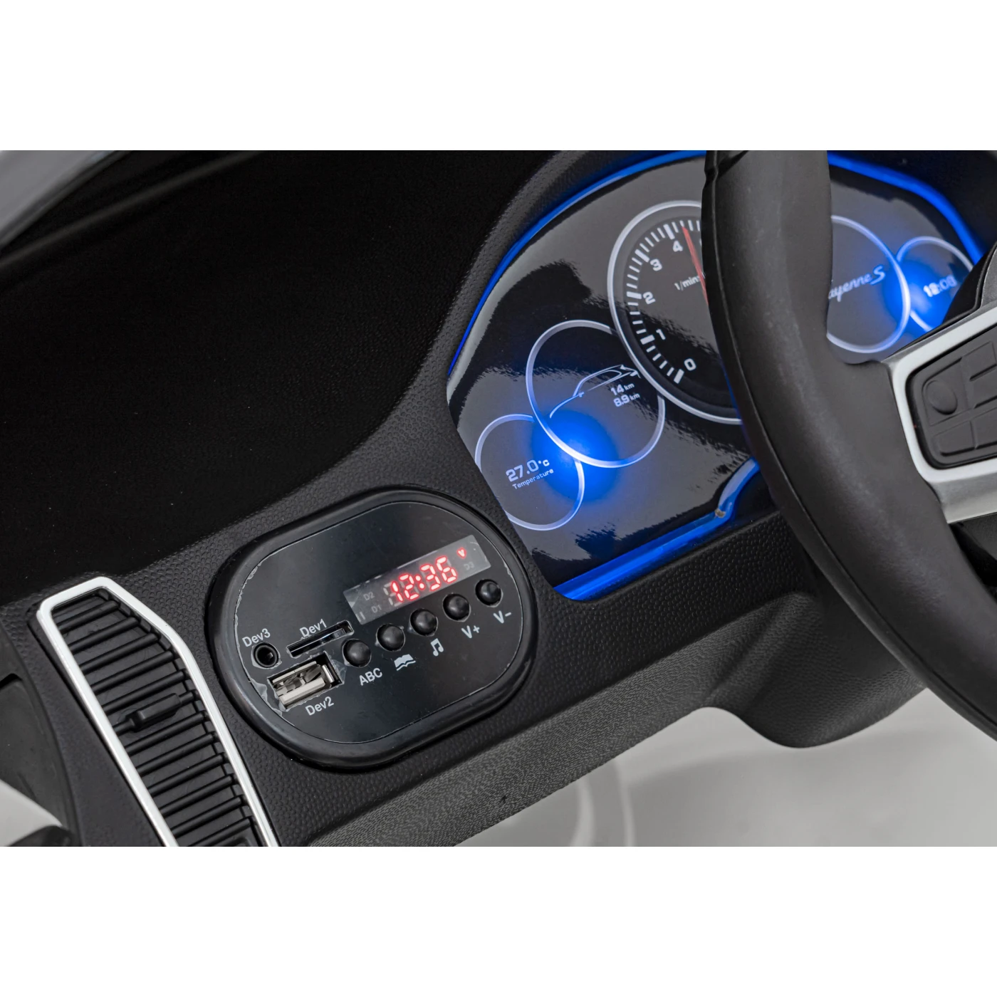 Bērnu elektriskais automobilis Porsche Cayenne S balts